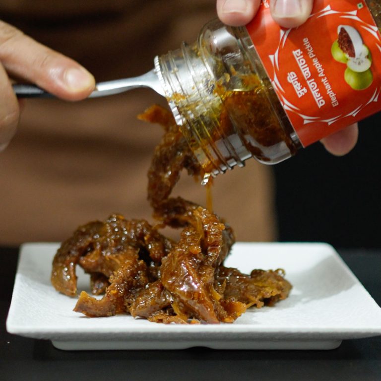 chalta-with-acar-with-achar